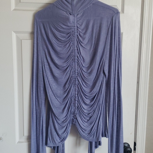 Calvin Klein - Picture 4 of 4